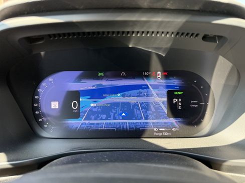 Used 2024 Volvo XC40 Recharge Plus w/ Protection Package Premier RWD image 17