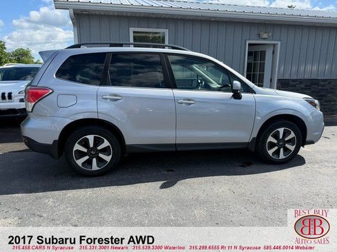 Used 2017 Subaru Forester 2.5i Limited AWD/4WD image 8