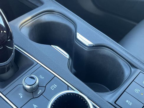 Used 2025 Cadillac XT4 Premium Luxury image 44