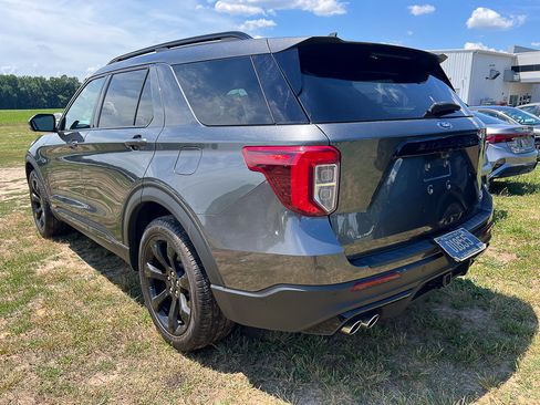 Used 2020 Ford Explorer ST w/ ST High-Performance Pack AWD/4WD image 3