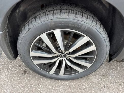 Certified 2023 Nissan Pathfinder Platinum AWD/4WD image 48