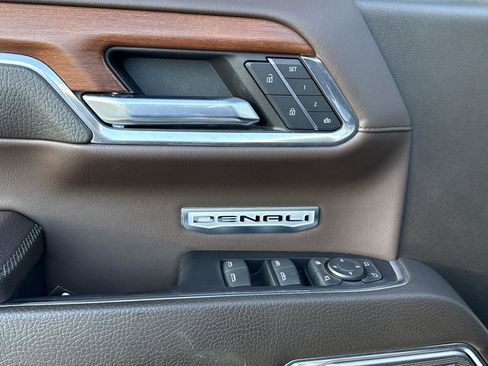 Used 2022 GMC Sierra 1500 Denali image 19