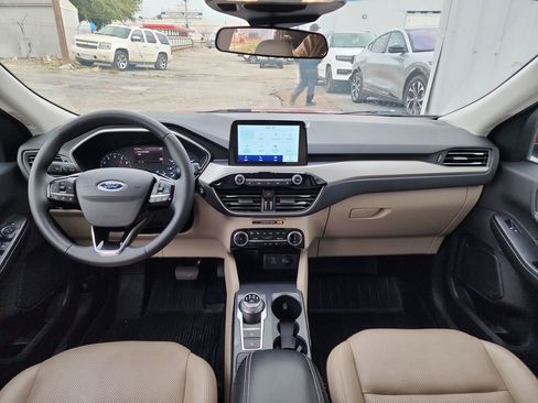 Used 2022 Ford Escape SEL image 17