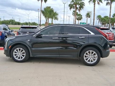 Used 2023 Cadillac XT4 Luxury image 3