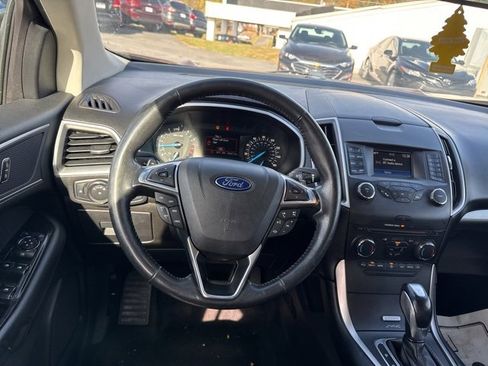 Used 2017 Ford Edge SEL image 14