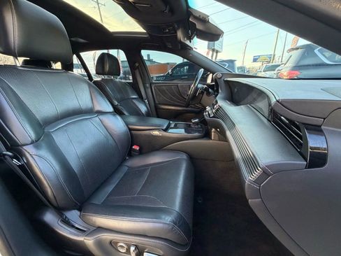 Used 2018 Lexus LS 500 AWD image 38