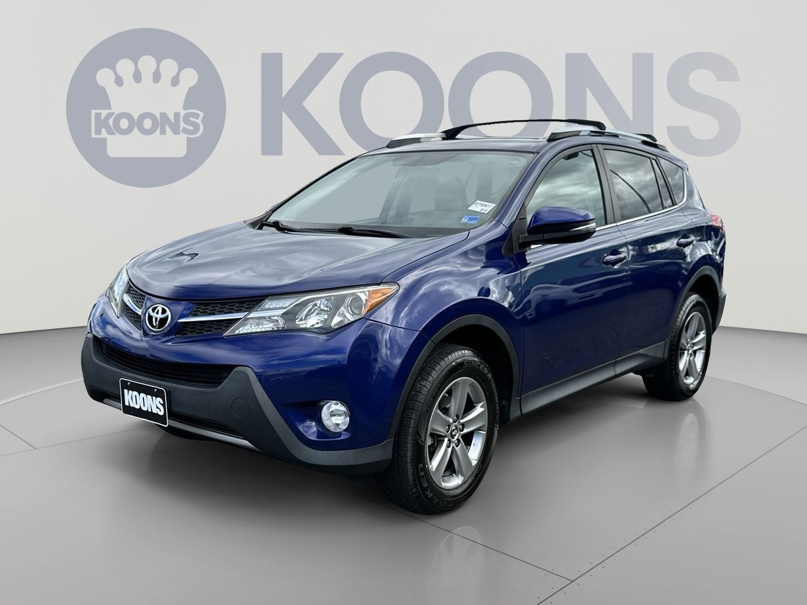 Used 2015 Toyota RAV4 XLE AWD/4WD image 1