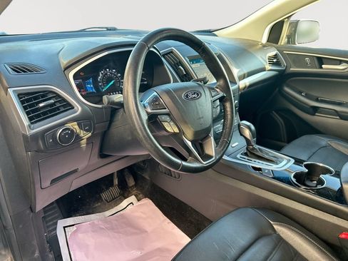 Used 2018 Ford Edge SEL w/ Equipment Group 201A AWD/4WD image 13