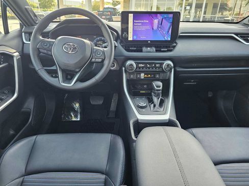 Used 2023 Toyota RAV4 XSE AWD/4WD image 18