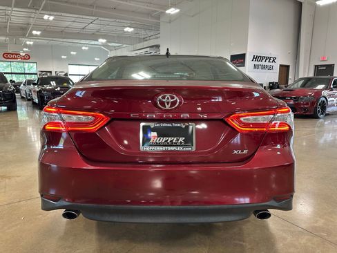 Used 2018 Toyota Camry XLE w/ Driver Assist Package image 6