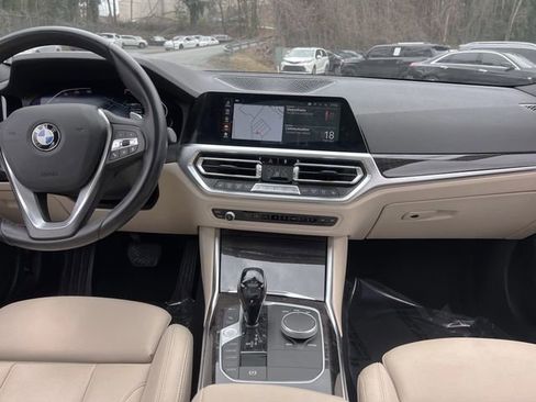 Used 2021 BMW 330i Sedan w/ Convenience Package image 17