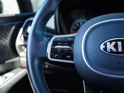 Used 2021 Kia Sorento S FWD image 29