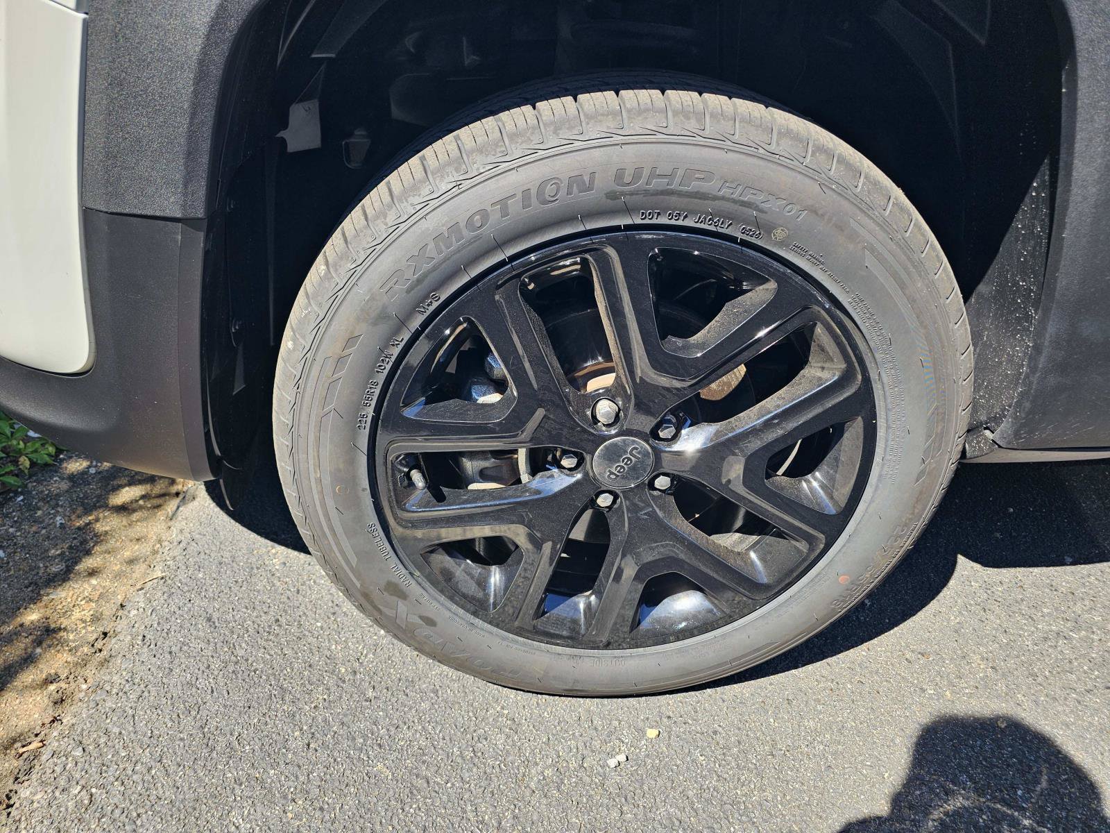 Used 2022 Jeep Renegade Altitude AWD/4WD image 3