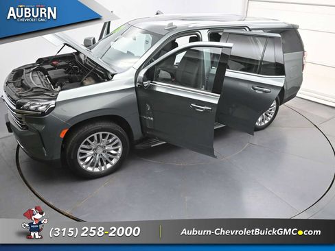 Used 2024 Chevrolet Tahoe LT w/ Luxury Package AWD/4WD image 37