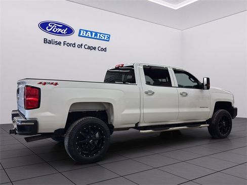 Used 2019 Chevrolet Silverado 2500 W/T w/ Snow Plow Prep Package image 35