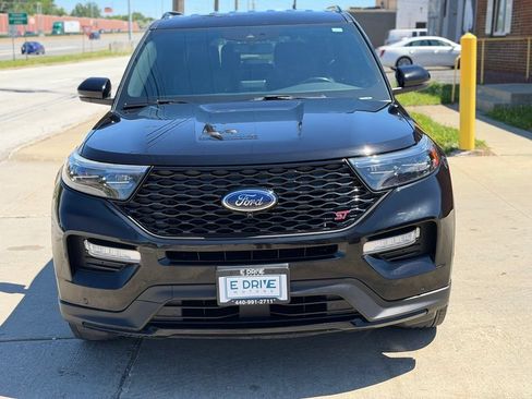 Used 2020 Ford Explorer ST w/ Premium Technology Package AWD/4WD image 2