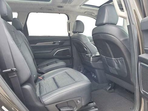 Used 2022 Kia Telluride SX image 27