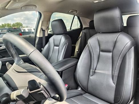 Used 2023 Buick Envision Essence FWD image 11
