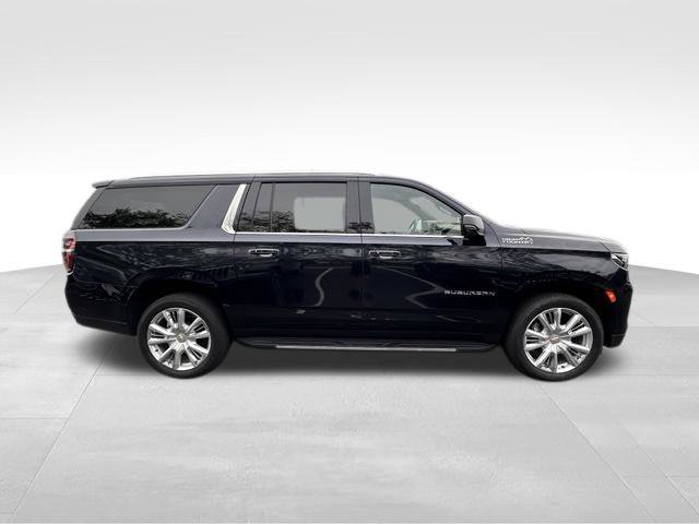 Used 2023 Chevrolet Suburban High Country AWD/4WD image 10