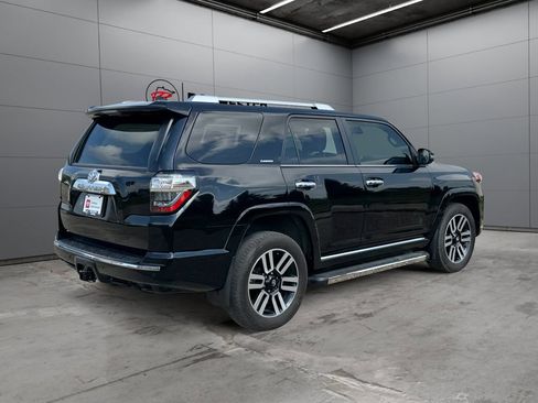 Used 2024 Toyota 4Runner Limited AWD/4WD image 5