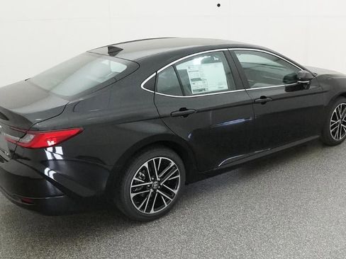 New 2026 Toyota Camry XLE FWD image 9