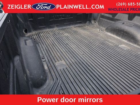 Used 2023 Ford F150 XLT w/ XTR Package image 11