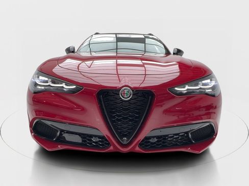 New 2026 Alfa Romeo Stelvio Sprint AWD/4WD image 4