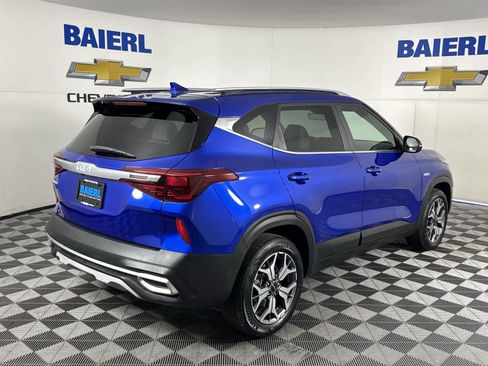 Used 2022 Kia Seltos EX image 5