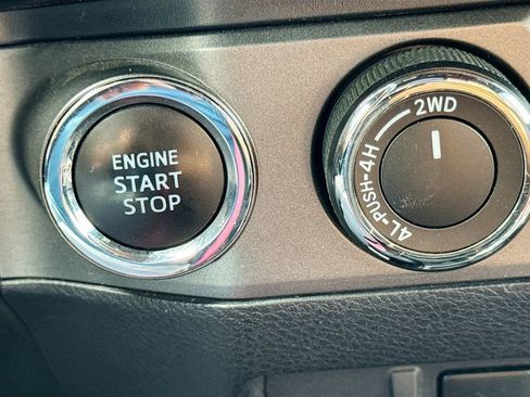 Used 2017 Toyota Tacoma TRD Pro AWD/4WD image 19