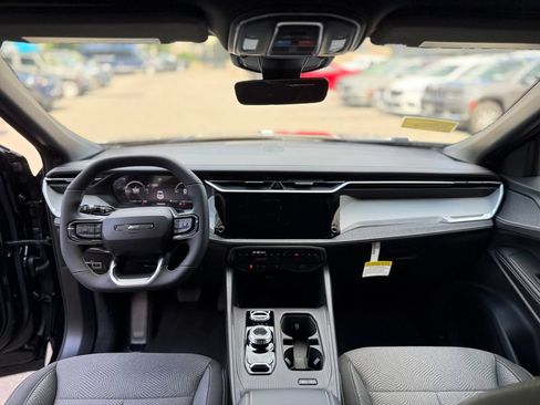 New 2026 Jeep Cherokee Laredo AWD/4WD image 9