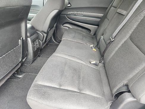 Used 2025 Dodge Durango GT RWD image 19