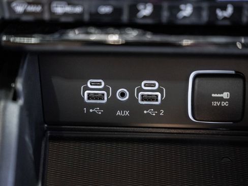 New 2025 Jeep Grand Cherokee Limited w/ Luxury Tech Group II image 25