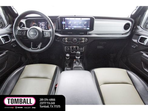 Used 2024 Jeep Wrangler Unlimited Sport AWD/4WD image 8