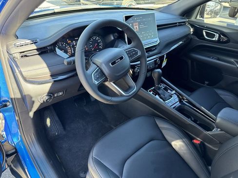 New 2026 Jeep Compass Limited image 11