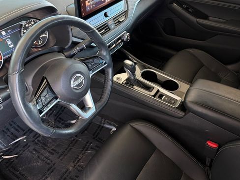 Used 2023 Nissan Altima 2.5 SL FWD image 10