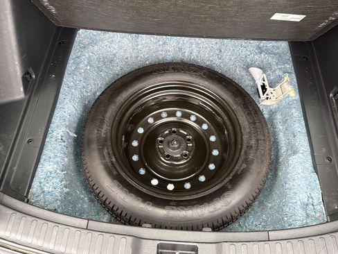 Used 2020 Honda CR-V LX image 23