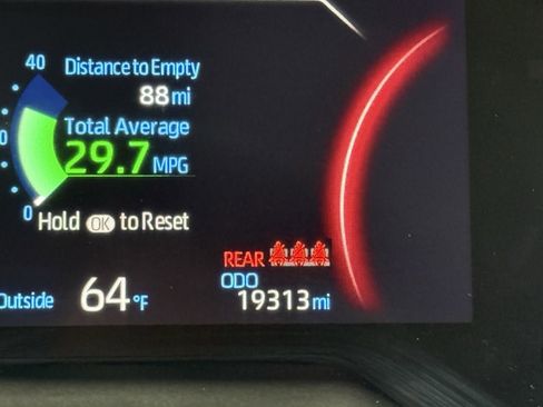 Used 2024 Toyota RAV4 Adventure image 15