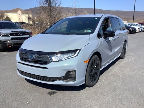New 2026 Honda Odyssey Sport-L image 2
