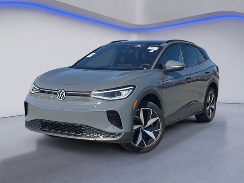 Used 2023 Volkswagen ID.4 Pro S image 2