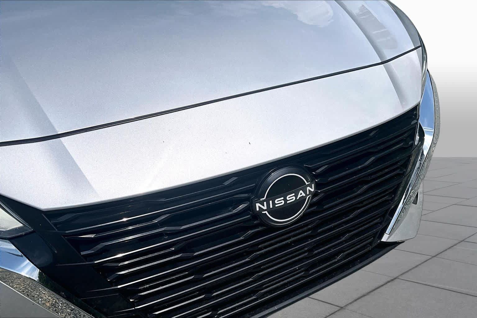 Used 2024 Nissan Altima 2.5 SV FWD image 30