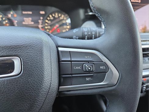 Used 2022 Jeep Compass Latitude image 17