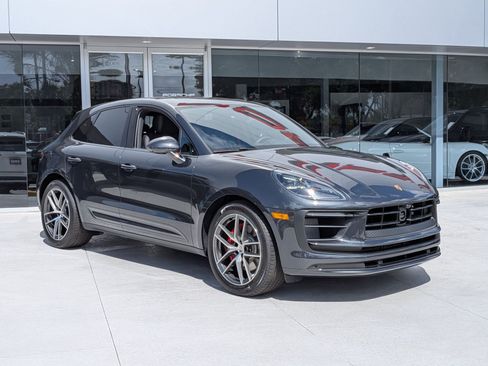 New 2026 Porsche Macan S AWD/4WD image 6