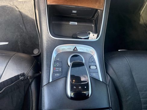 Used 2015 Mercedes-Benz S 550 4MATIC Sedan w/ Sport Package image 23