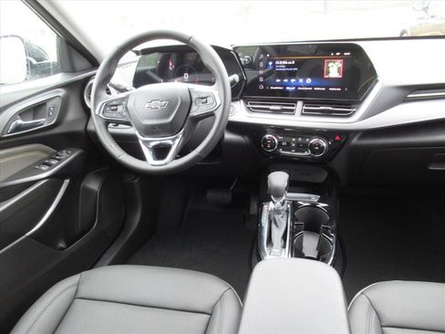 New 2026 Chevrolet Trax ACTIV w/ Sunroof Package image 12