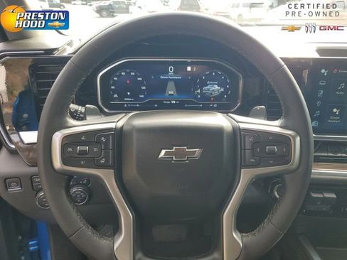 Certified 2022 Chevrolet Silverado 1500 RST AWD/4WD image 28