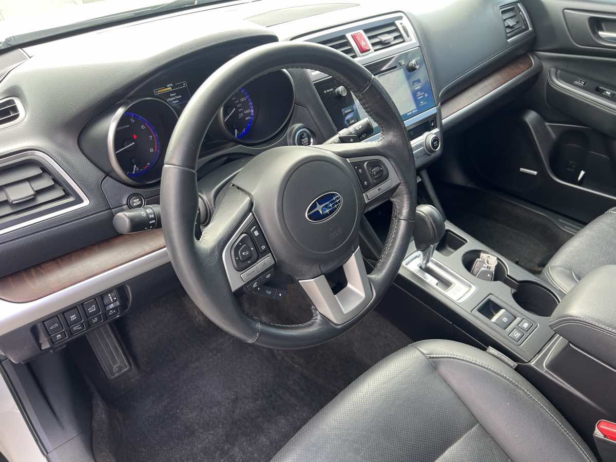 Used 2015 Subaru Outback 2.5i Limited AWD/4WD image 16