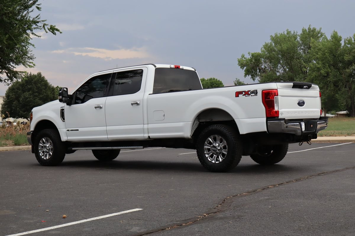 Used 2019 Ford F350 XLT w/ XLT Premium Package AWD/4WD image 7