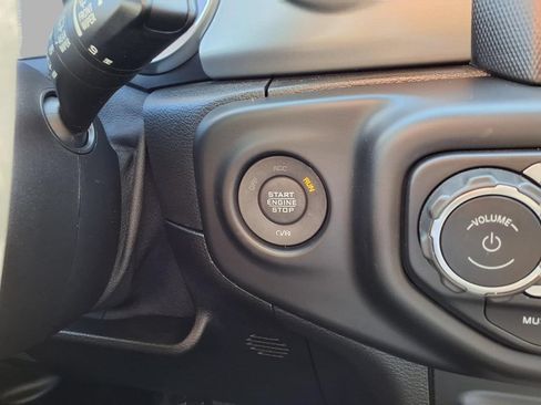 Used 2021 Jeep Wrangler Unlimited Sport AWD/4WD image 9