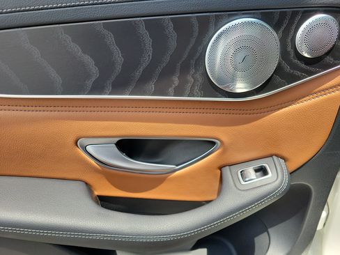Used 2017 Mercedes-Benz GLC 300 image 9