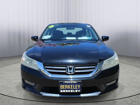 Used 2015 Honda Accord Sport image 3